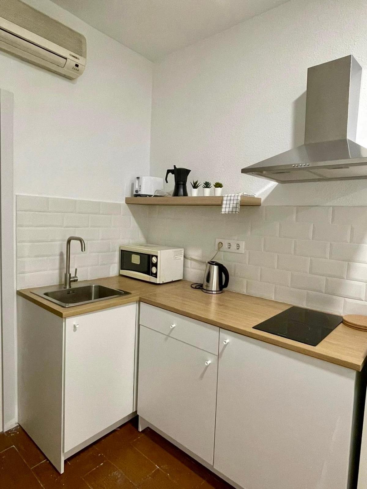 Rooms Caceres Madrid Ngoại thất bức ảnh